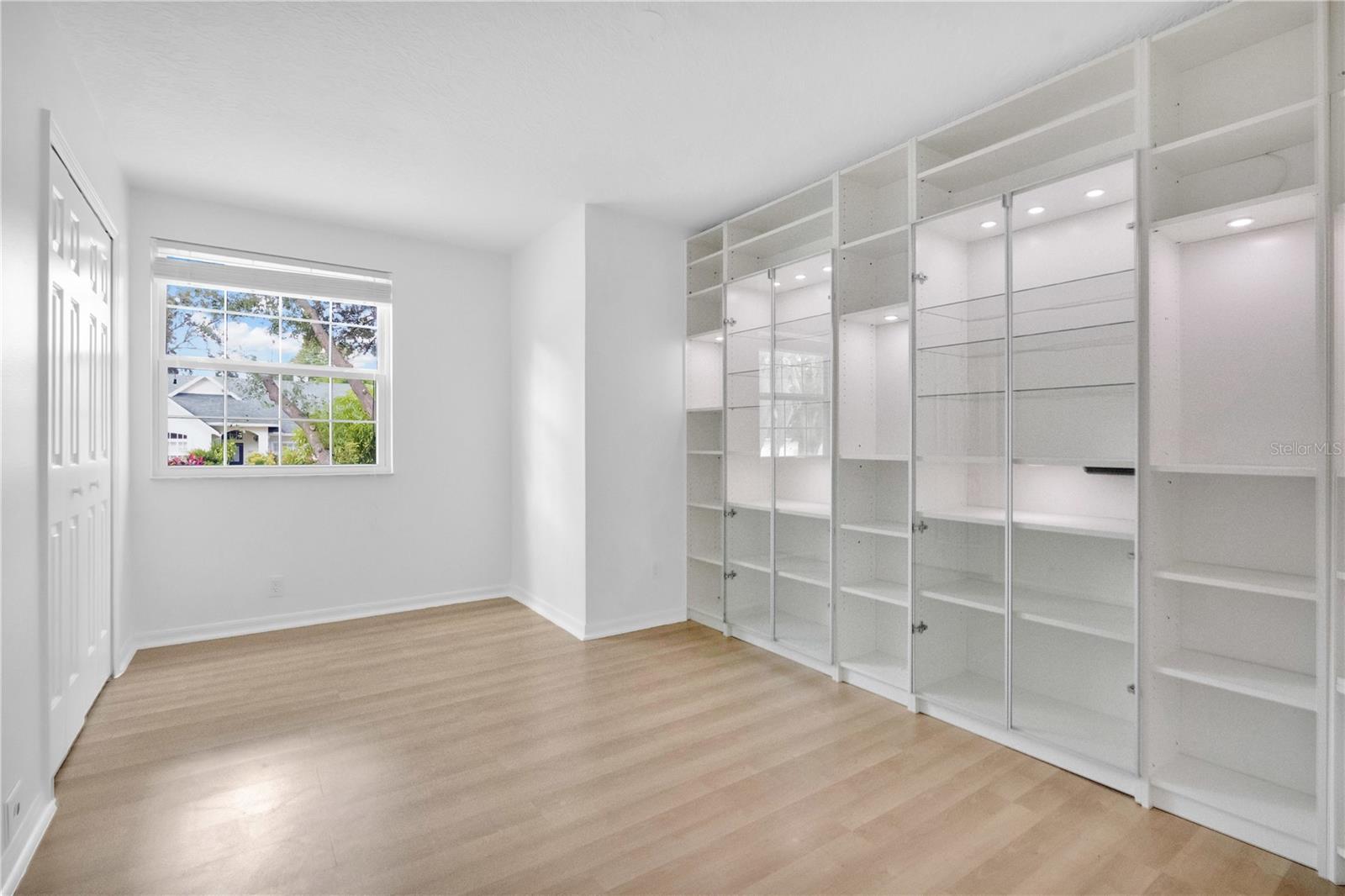 RIDGEMOORE PH 01 - Residential