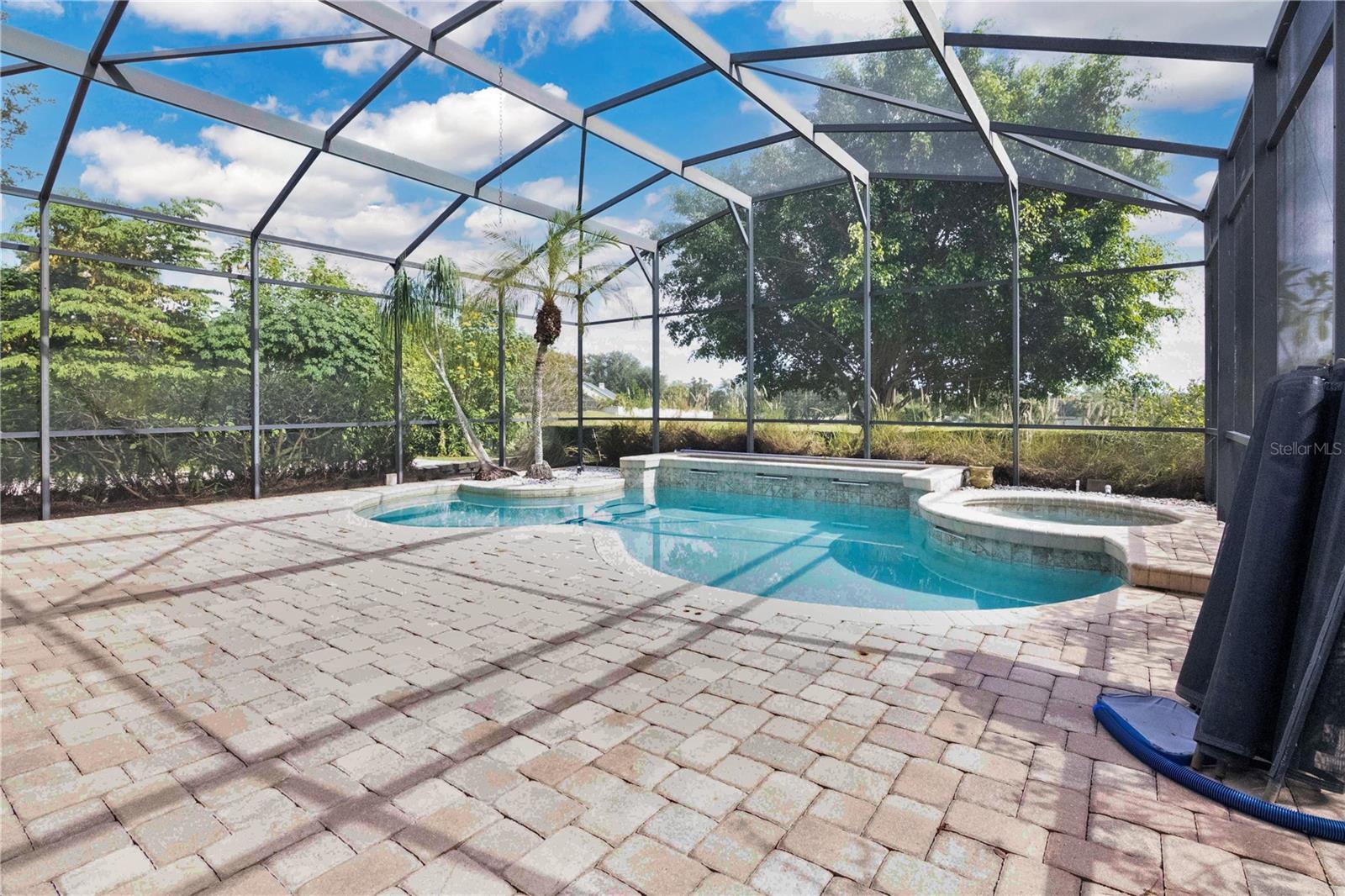 RIDGEMOORE PH 01 - Residential