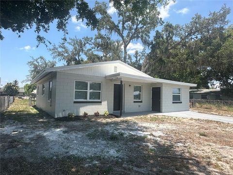 Single Family Residence in AUBURNDALE FL 112 KIM STREET.jpg