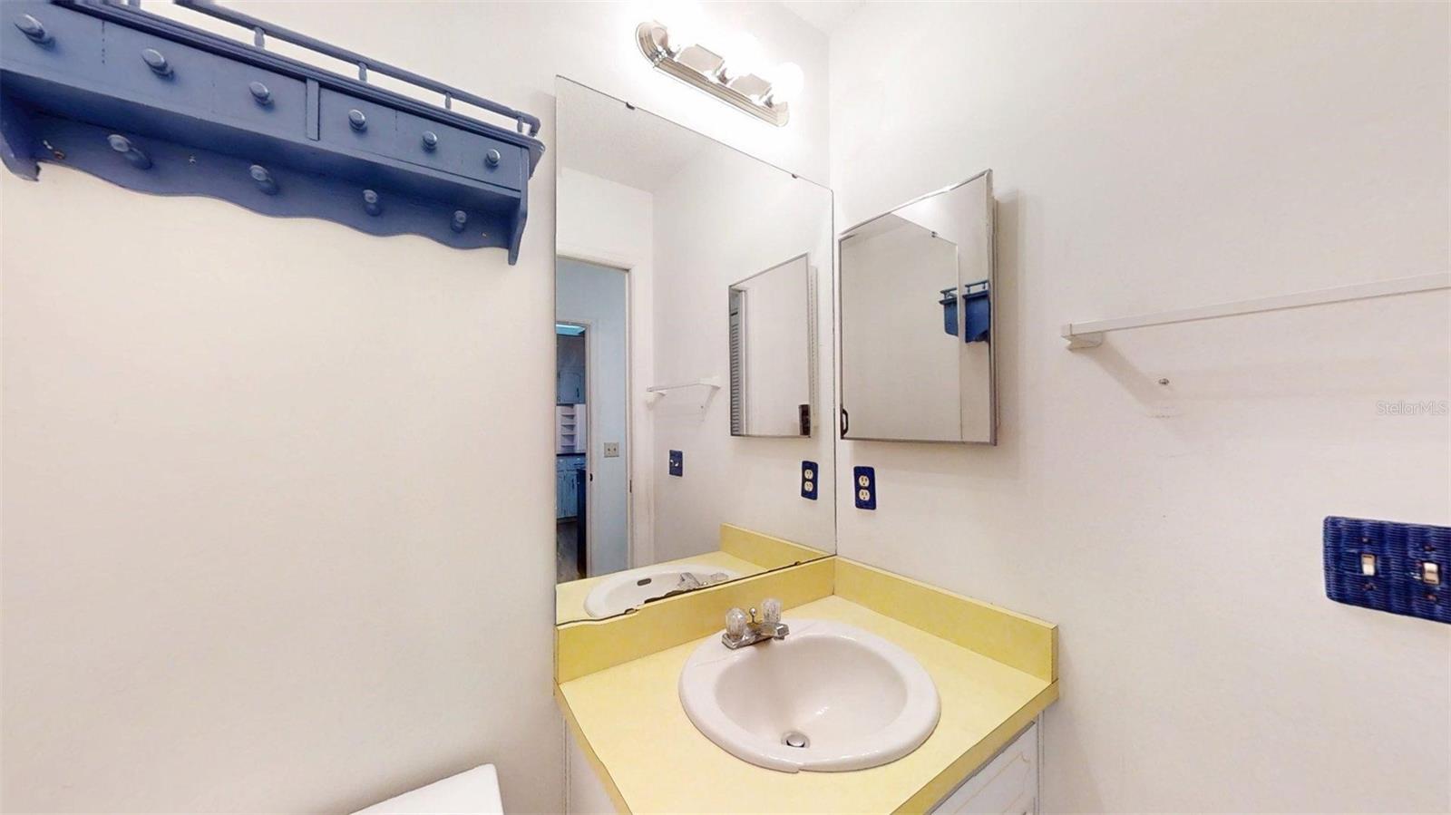 ARCHWOOD ESTATES UNREC SUB - Residential