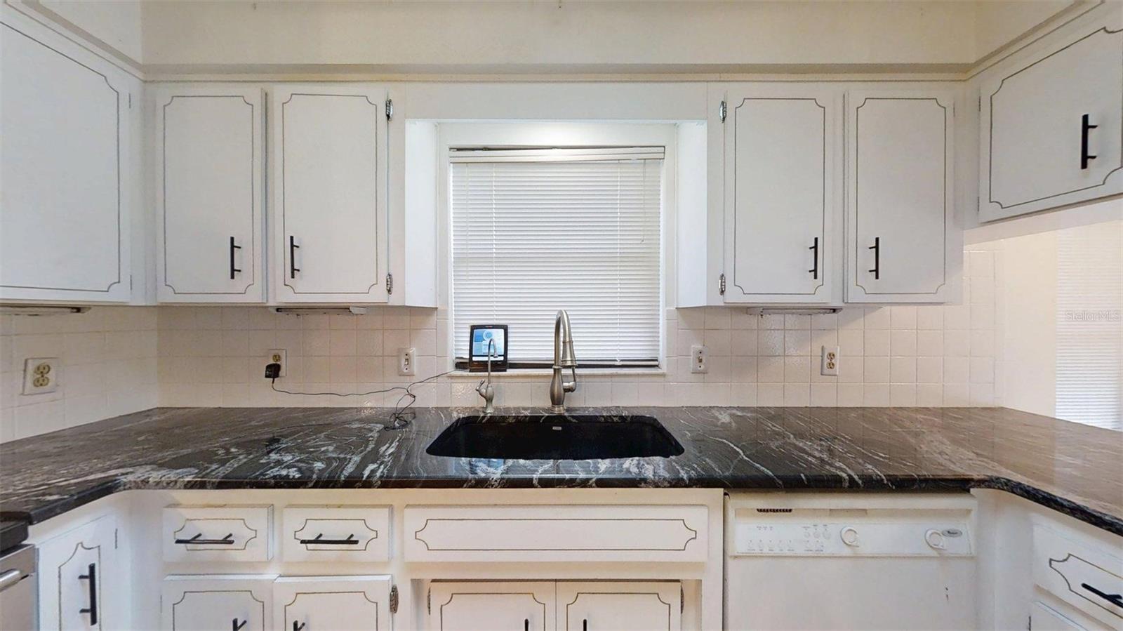 ARCHWOOD ESTATES UNREC SUB - Residential