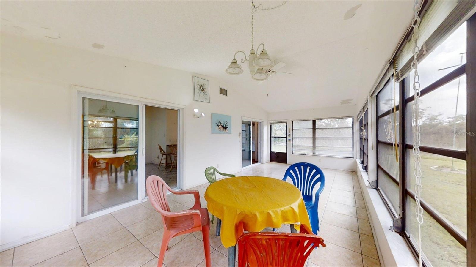 ARCHWOOD ESTATES UNREC SUB - Residential