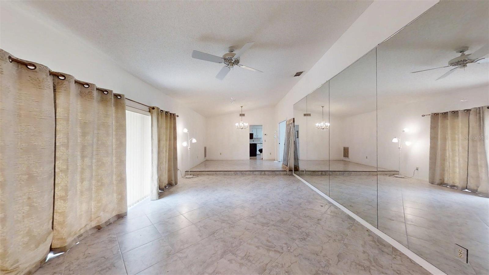 ARCHWOOD ESTATES UNREC SUB - Residential