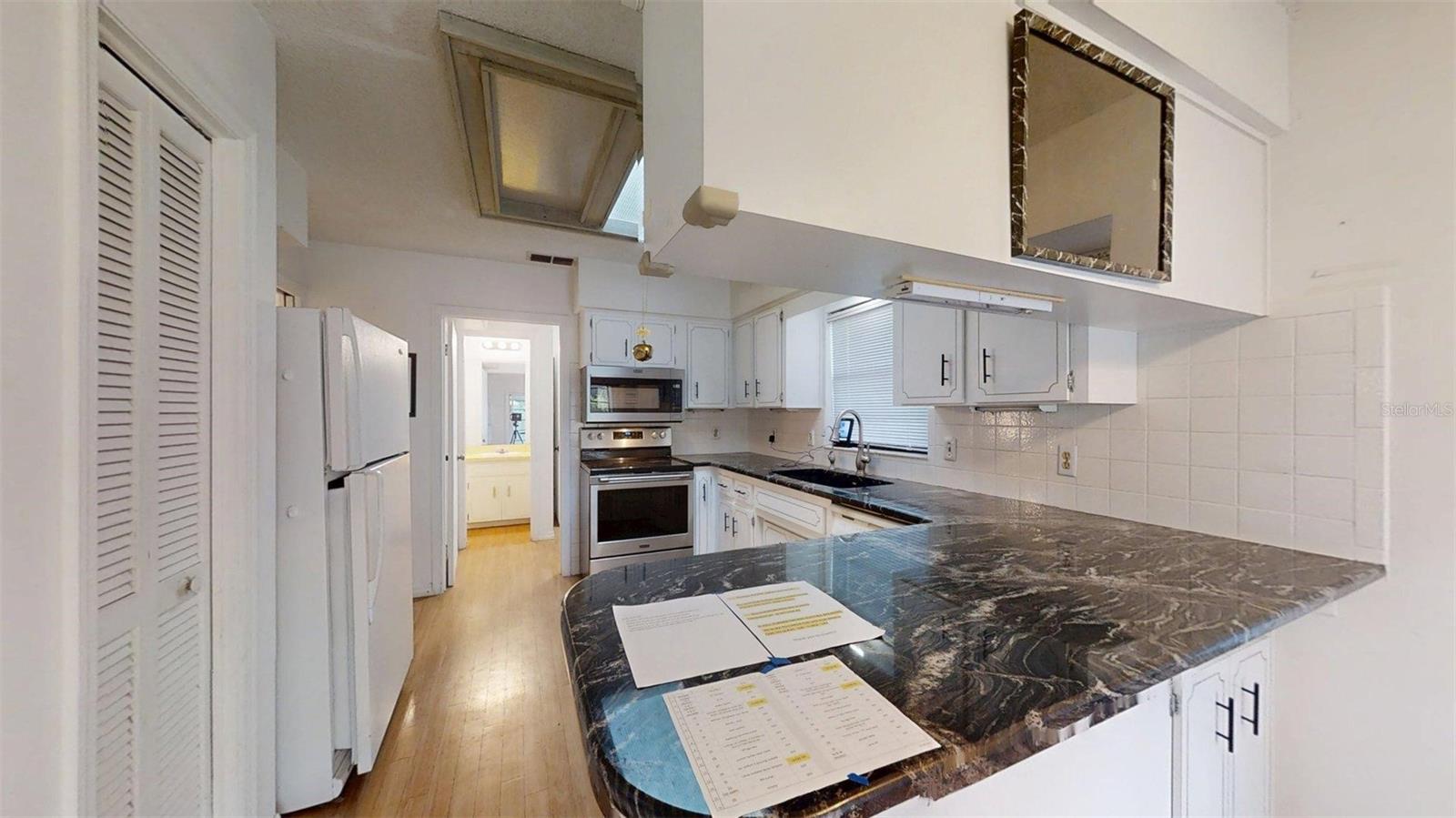 ARCHWOOD ESTATES UNREC SUB - Residential