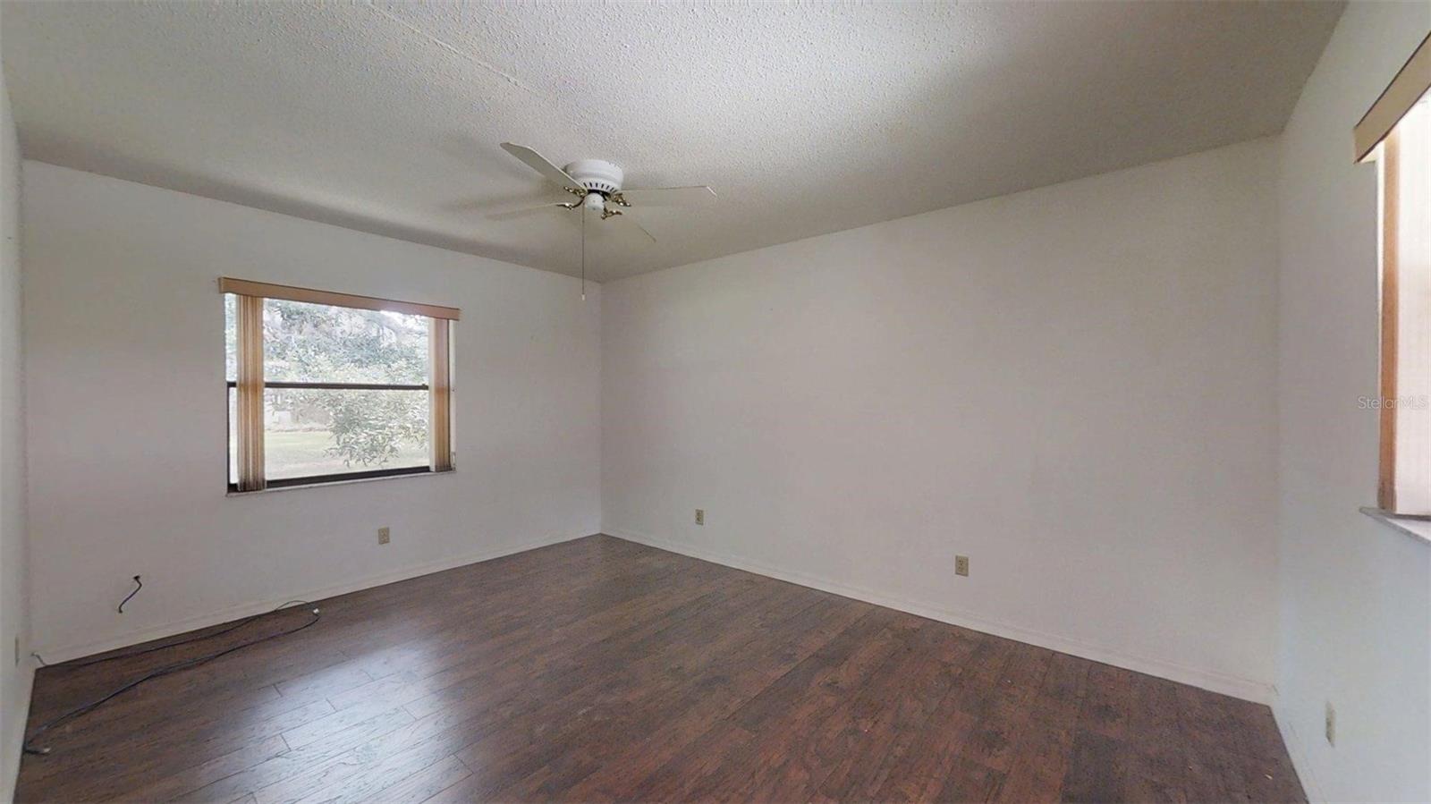 ARCHWOOD ESTATES UNREC SUB - Residential