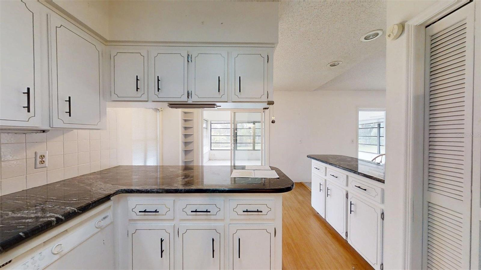 ARCHWOOD ESTATES UNREC SUB - Residential