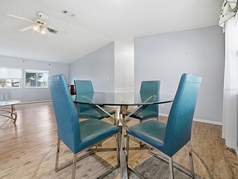 Tiny photo for 25035 Bellevue, Leesburg, FL 34748 (MLS # G5113137)