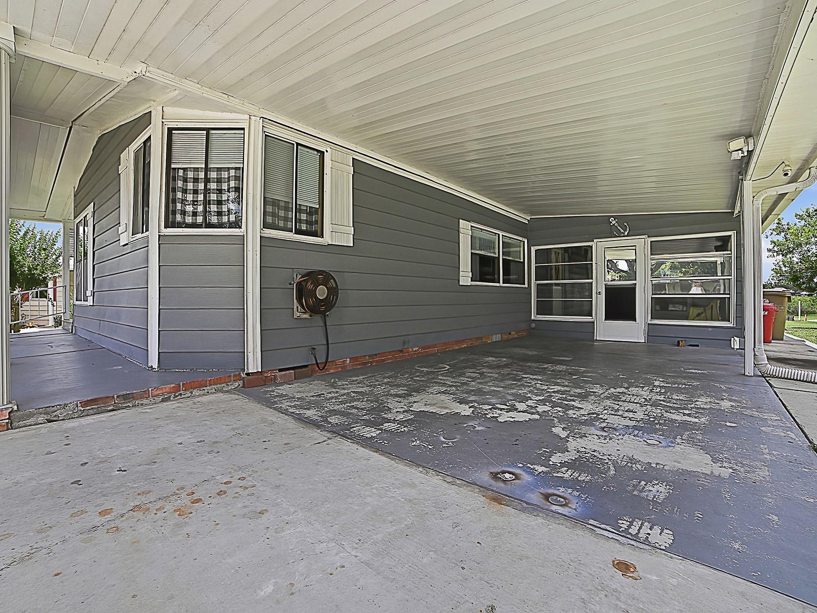 PLANTATION AT LEESBURG - Residential
