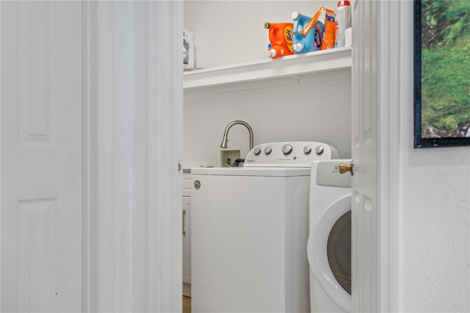 LAKES/WINDERMERE-PEACHTREE - Residential