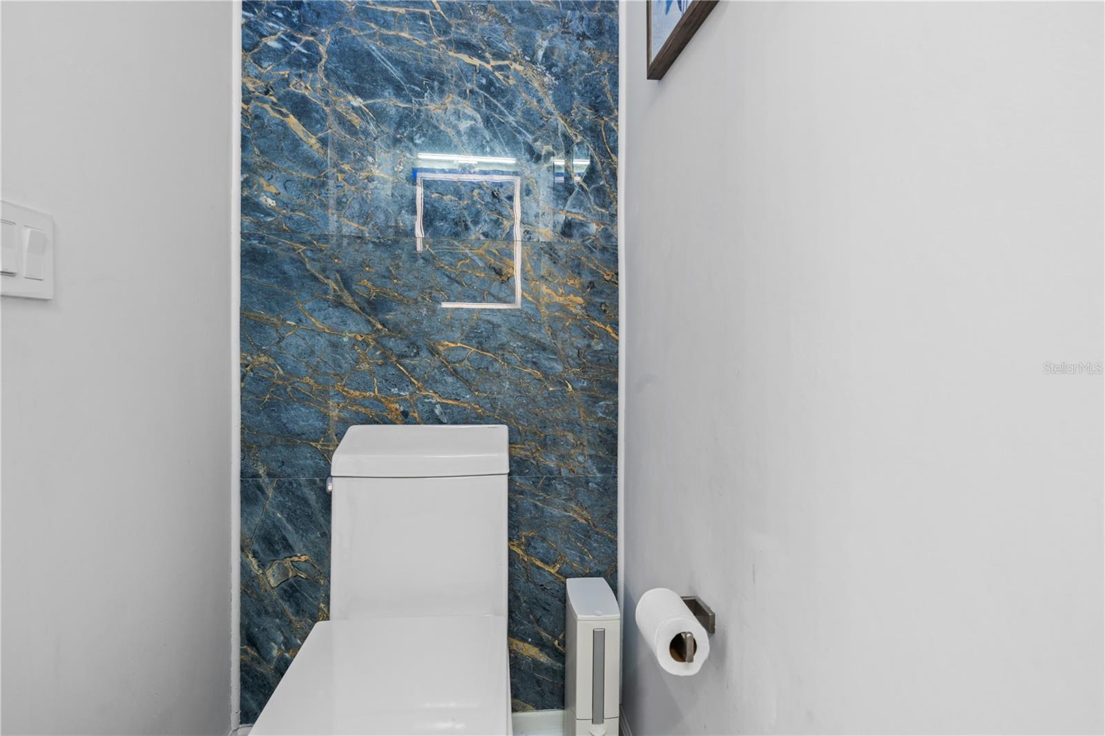 LAKES/WINDERMERE-PEACHTREE - Residential