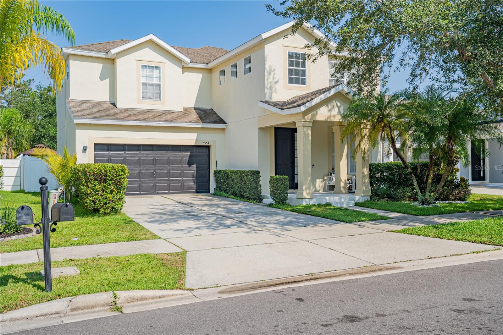 LAKES/WINDERMERE-PEACHTREE - Residential