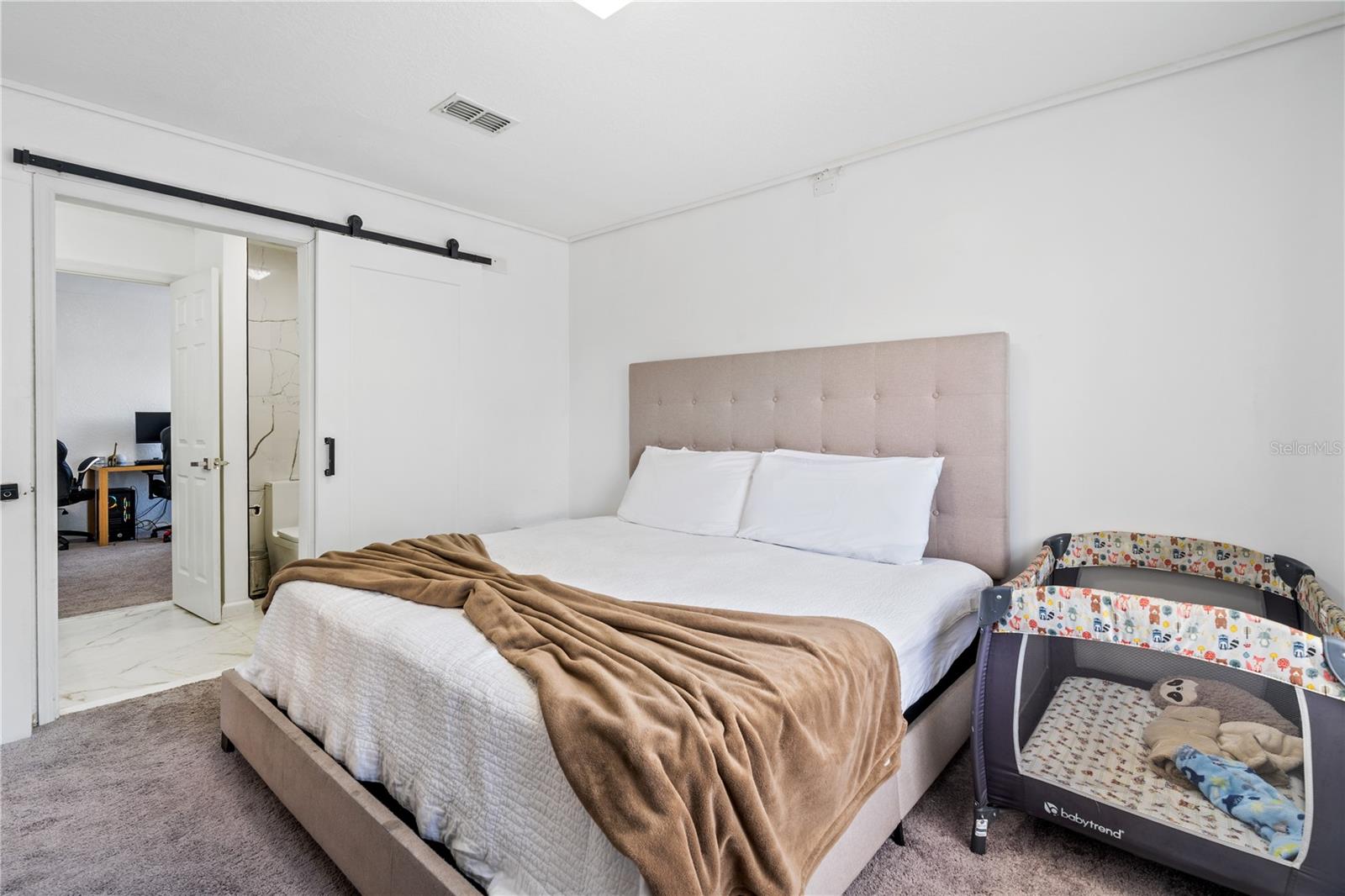 LAKES/WINDERMERE-PEACHTREE - Residential