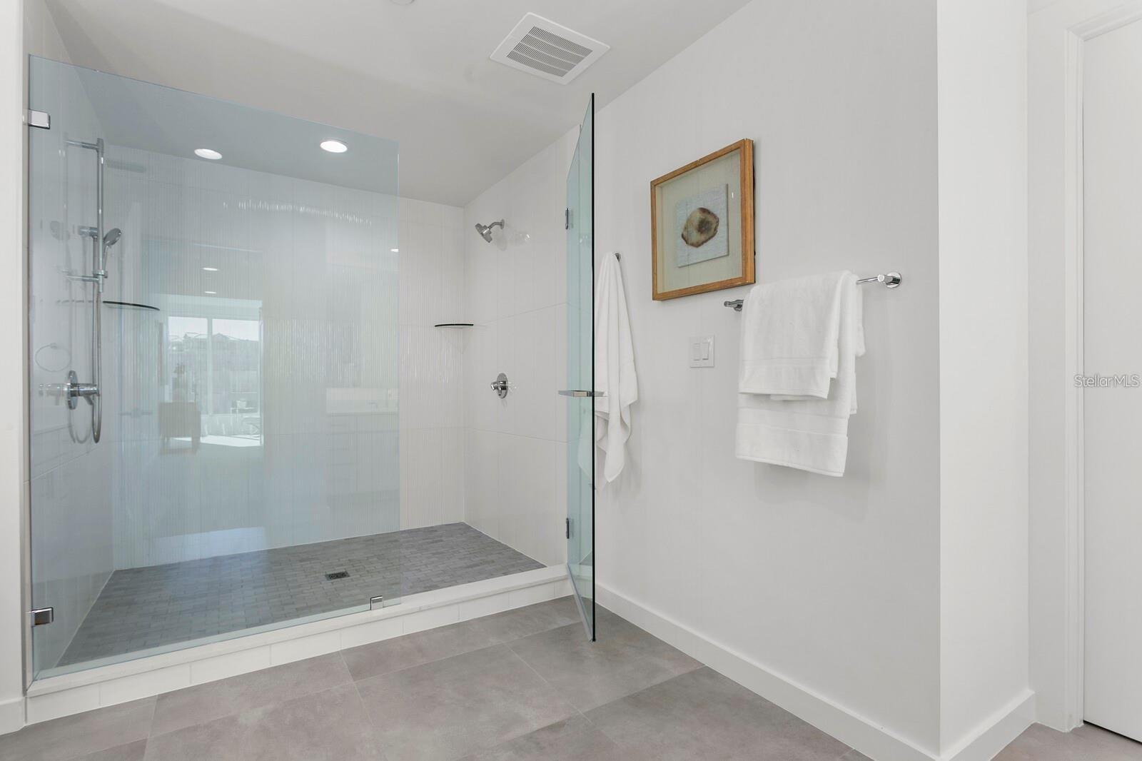 MARINA BAY 880 CONDO - Residential Lease