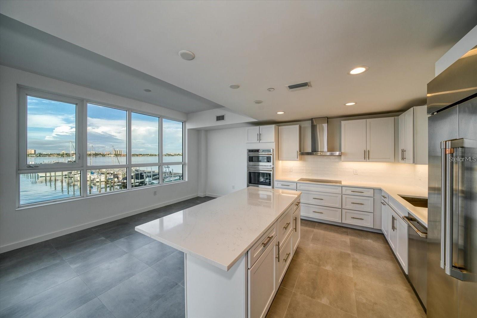 MARINA BAY 880 CONDO - Residential Lease