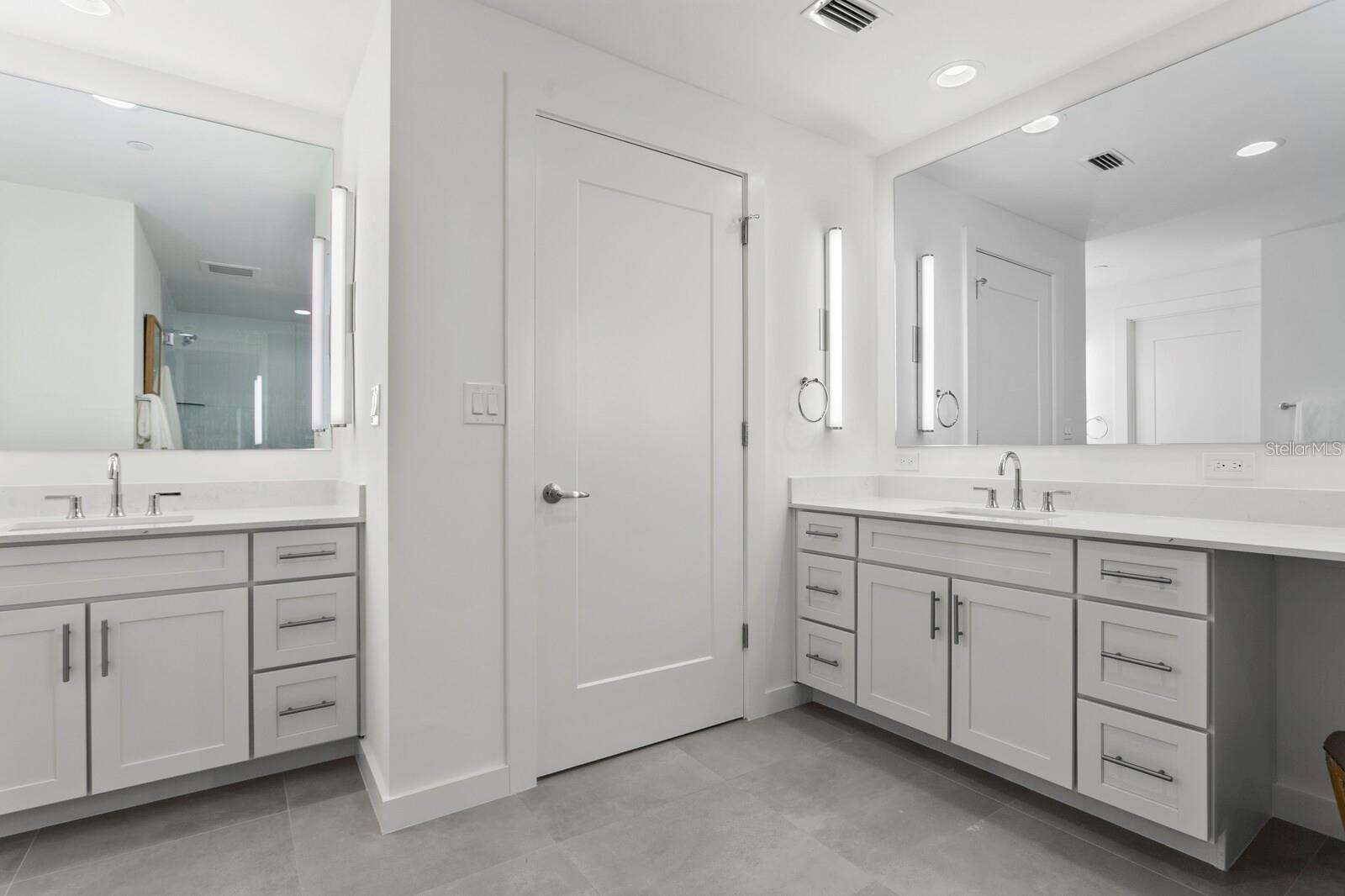 MARINA BAY 880 CONDO - Residential Lease