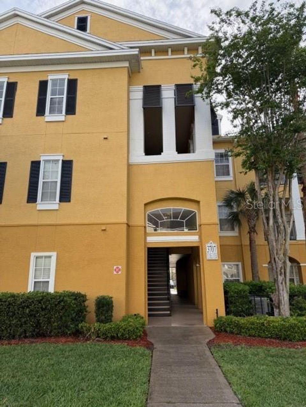 Photo of 3707 Conroy Road #1712, Orlando, FL 32839 (MLS # S5147099)