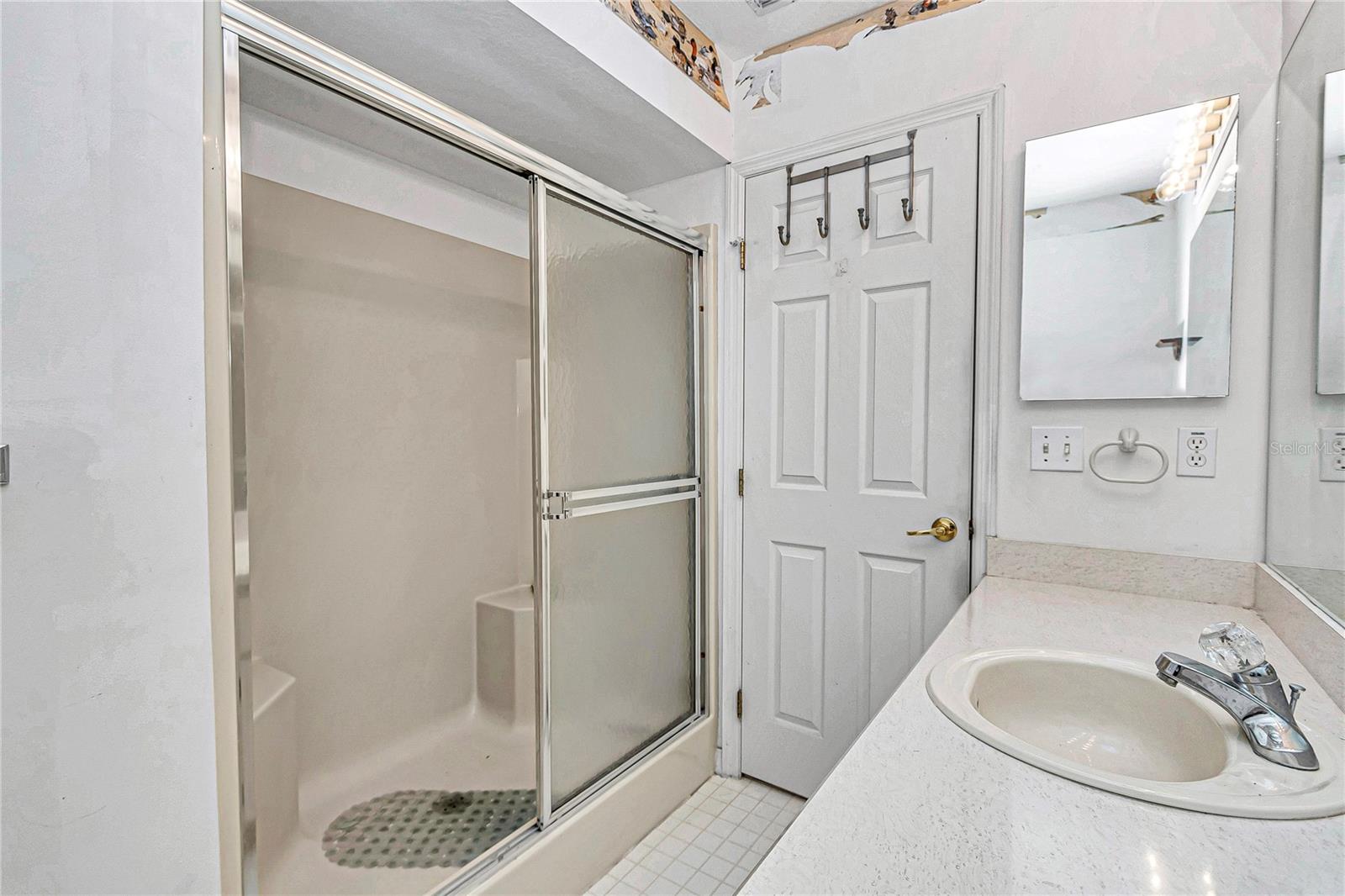 OAK RUN LINKSIDE - Residential