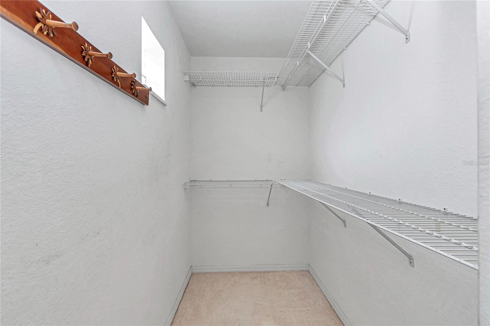 OAK RUN LINKSIDE - Residential