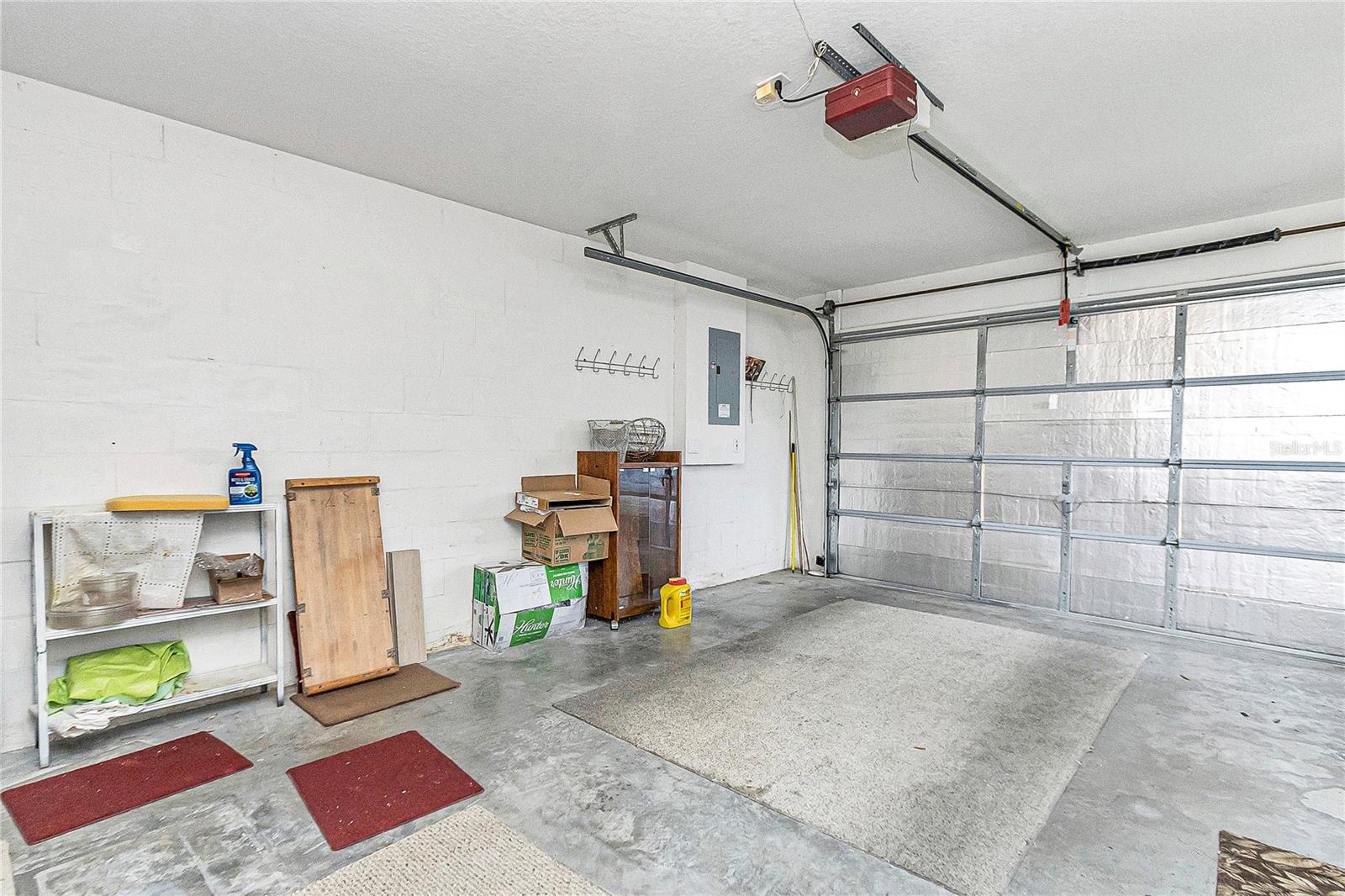 OAK RUN LINKSIDE - Residential