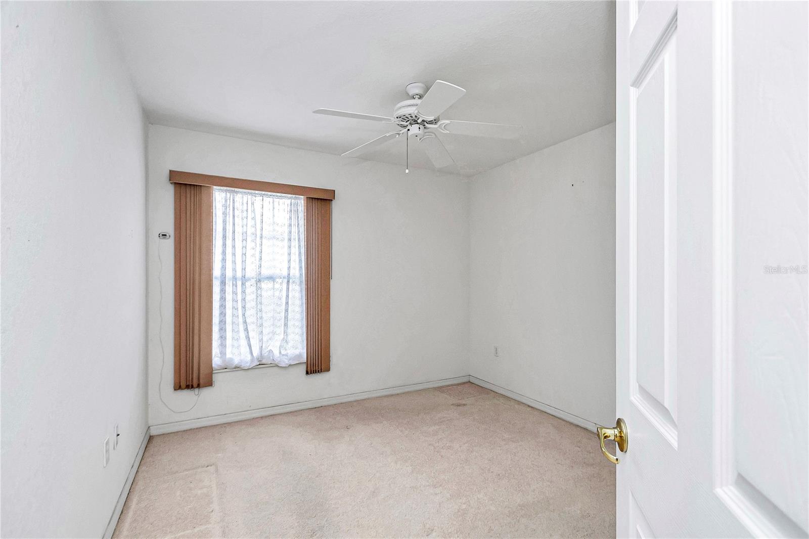 OAK RUN LINKSIDE - Residential