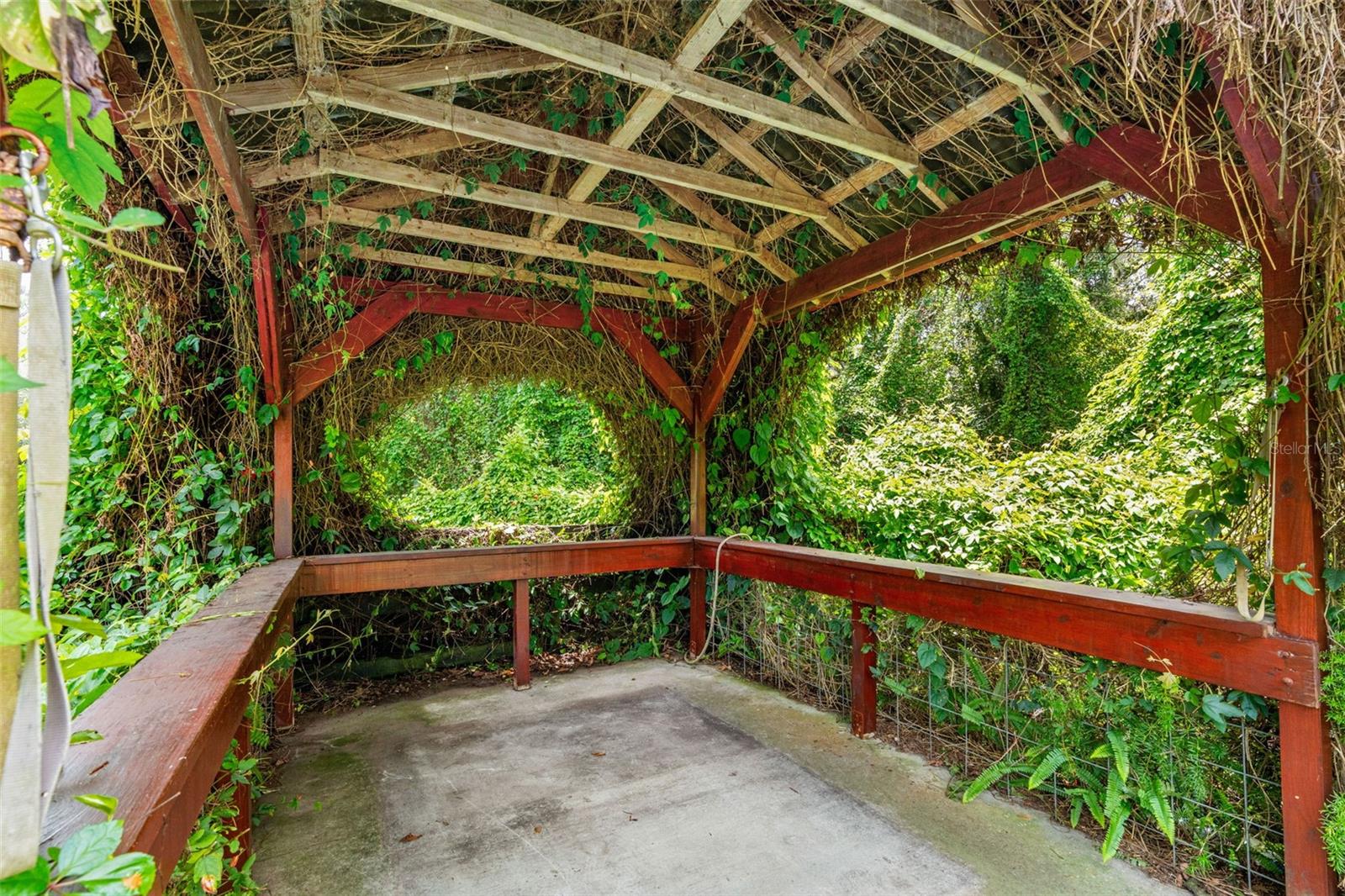 ACREAGE & UNREC - Residential