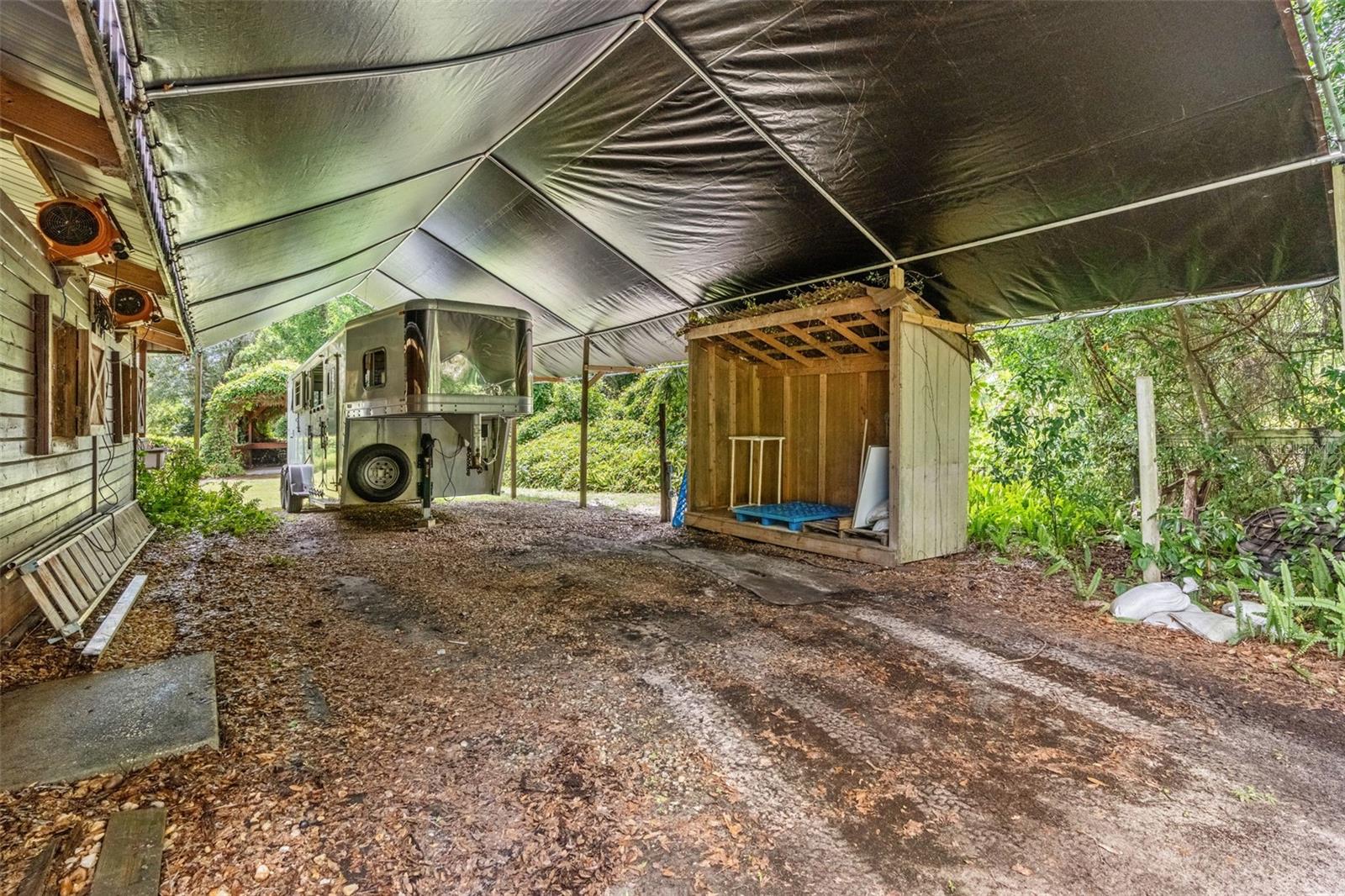 ACREAGE & UNREC - Residential