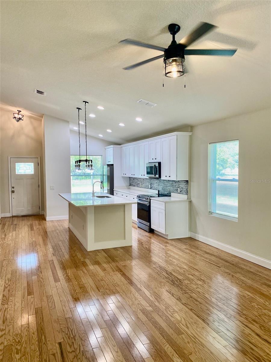 ACREAGE & UNREC - Residential Lease