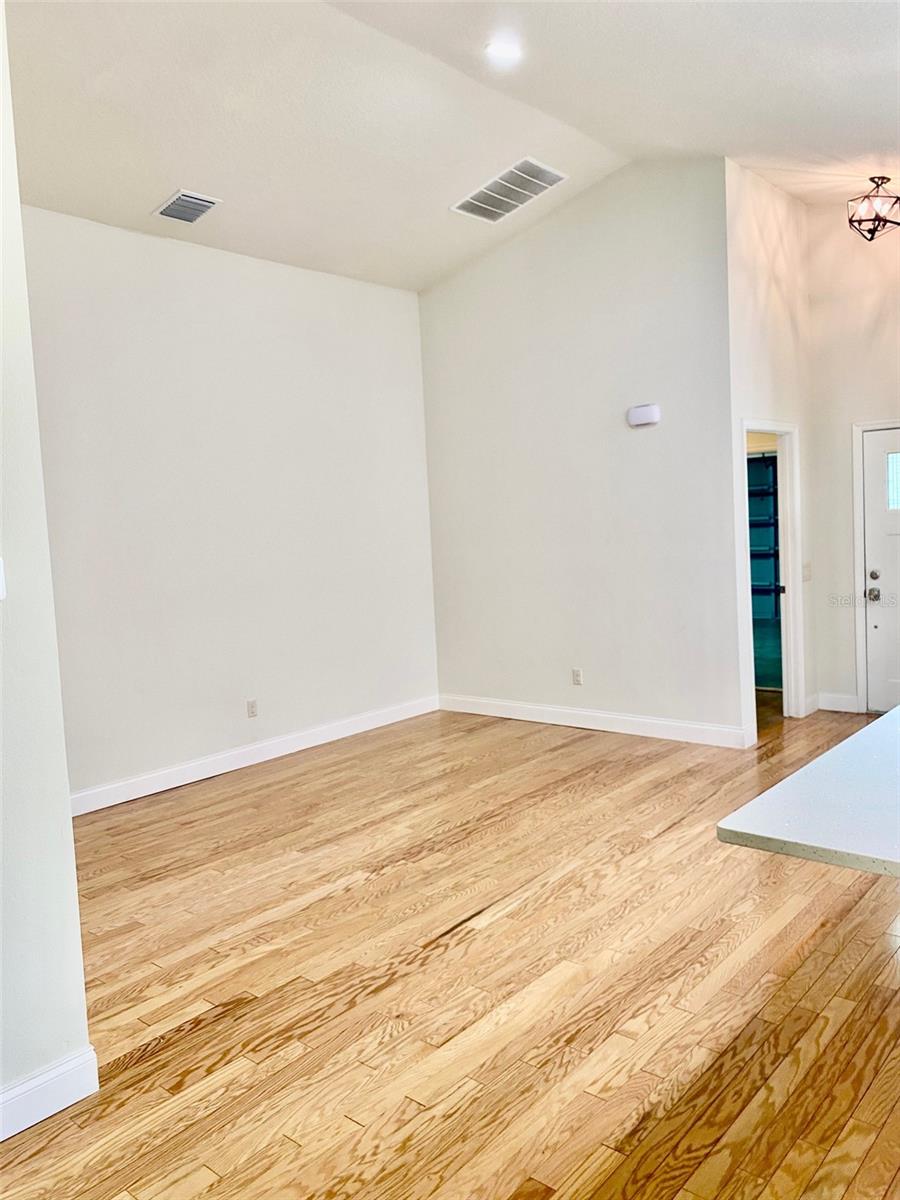 ACREAGE & UNREC - Residential Lease