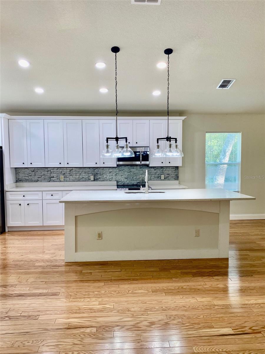 ACREAGE & UNREC - Residential Lease