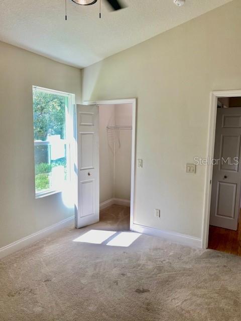 ACREAGE & UNREC - Residential Lease