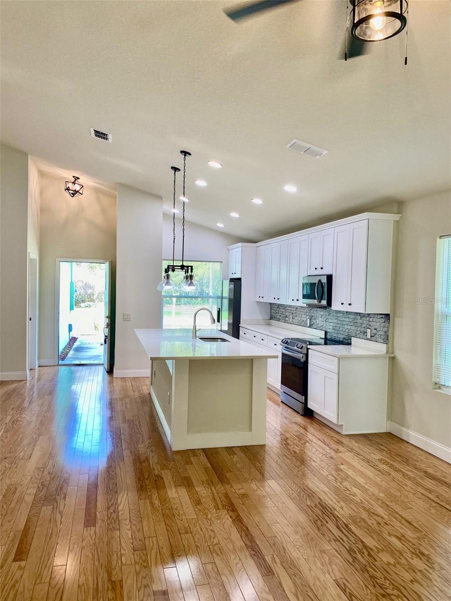 ACREAGE & UNREC - Residential Lease