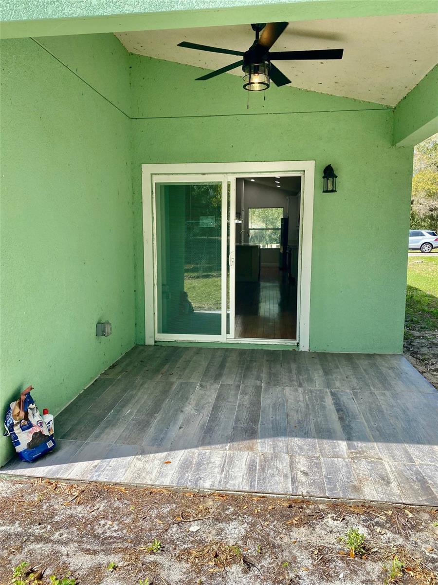 ACREAGE & UNREC - Residential Lease