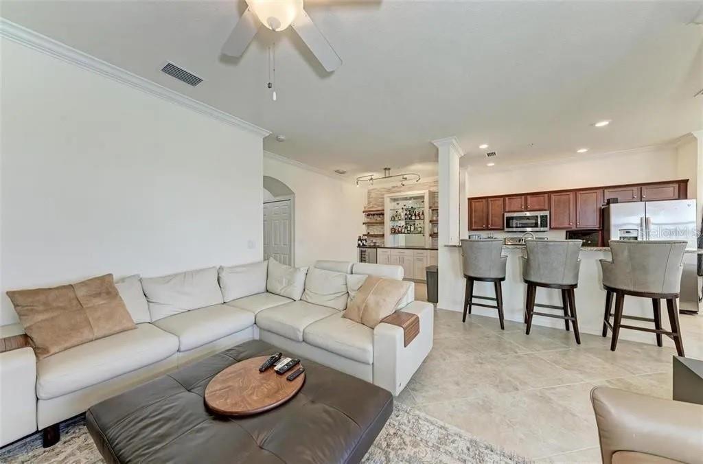 LAKEWOOD NATIONAL - Residential Lease