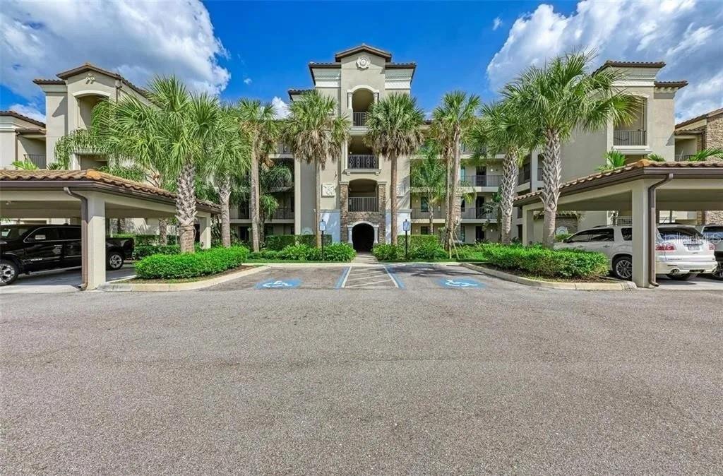 LAKEWOOD NATIONAL - Residential Lease