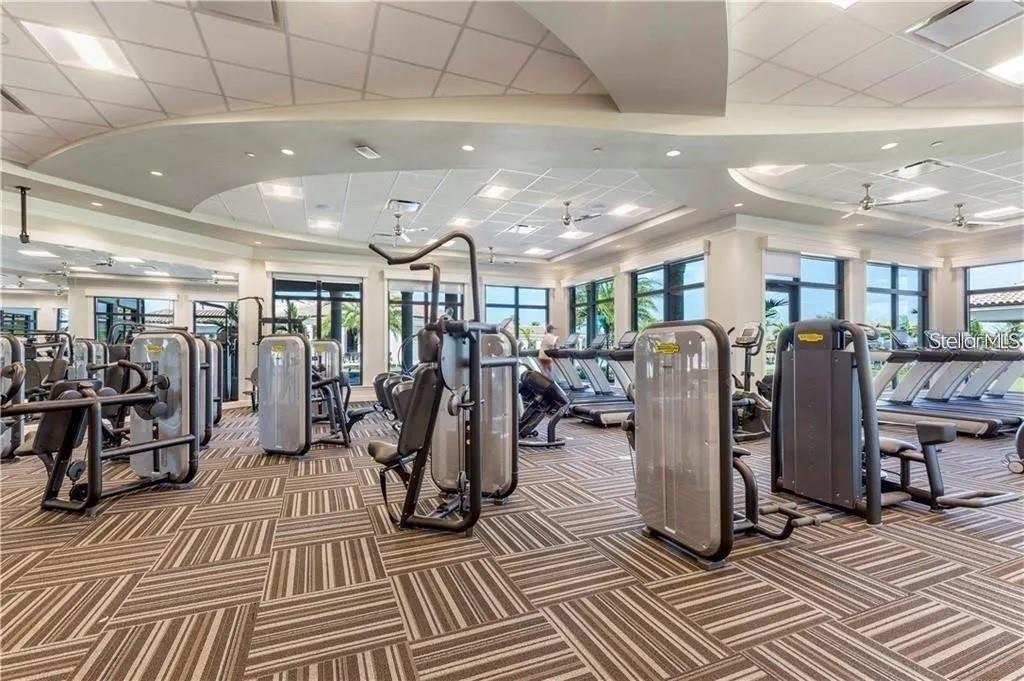 LAKEWOOD NATIONAL - Residential Lease