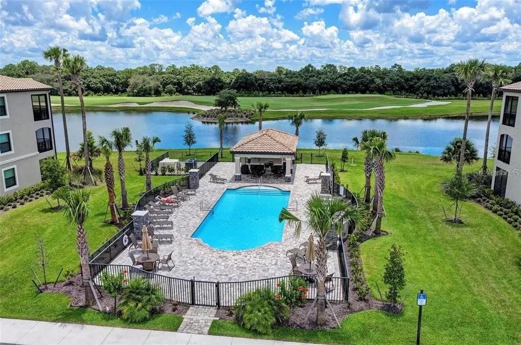 LAKEWOOD NATIONAL - Residential Lease
