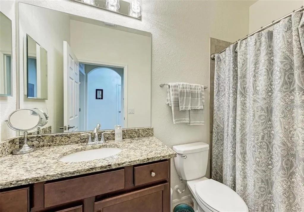LAKEWOOD NATIONAL - Residential Lease