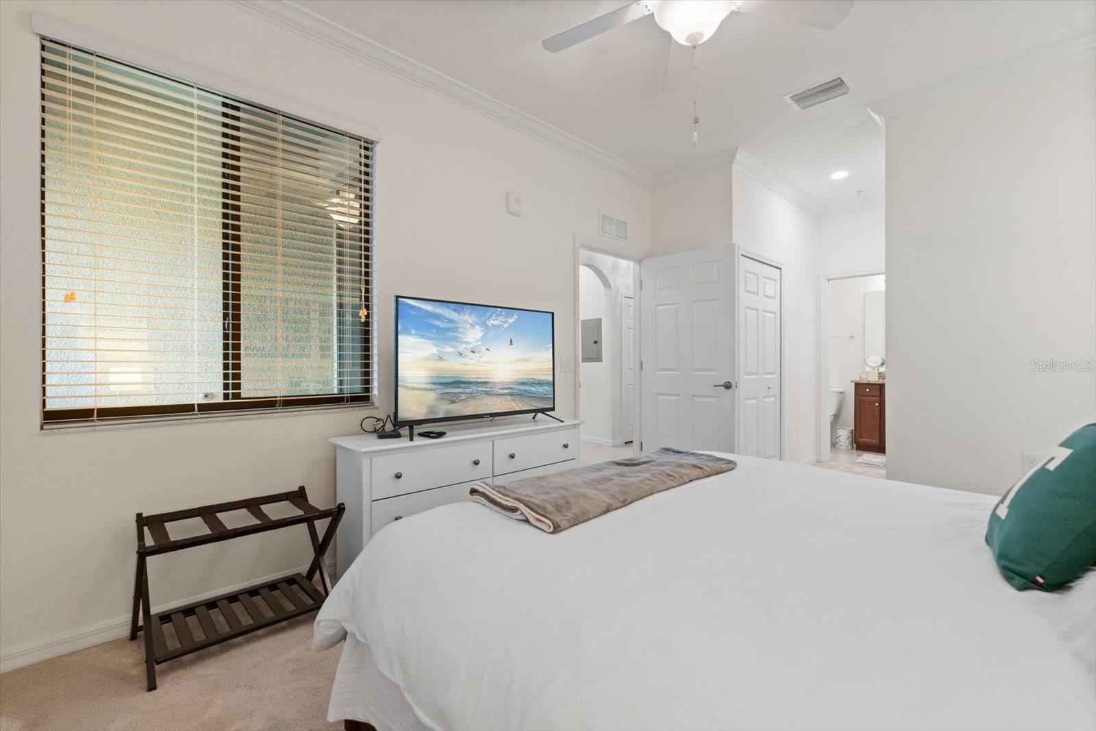 LAKEWOOD NATIONAL - Residential Lease