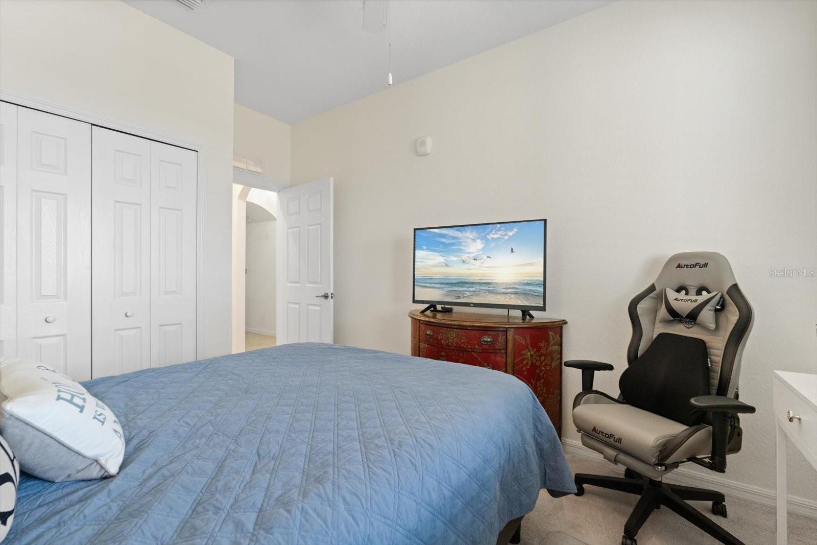 LAKEWOOD NATIONAL - Residential Lease