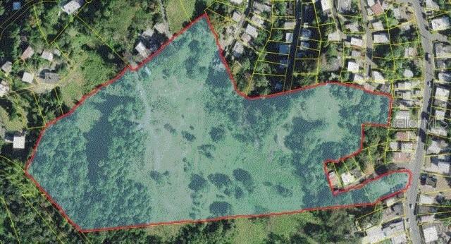 20 acres in Guaynabo with residential zoning and preliminary approvals for 400 apartments. Near the intersection of PR-1 and PR-20 (La Muda).