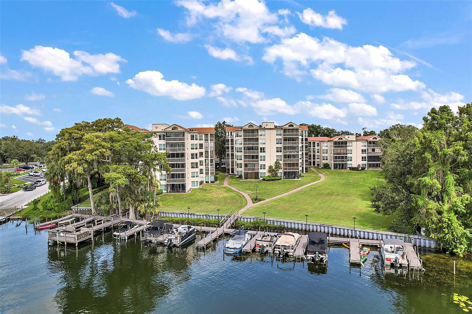 206 QUAYSIDE CIRCLE 302