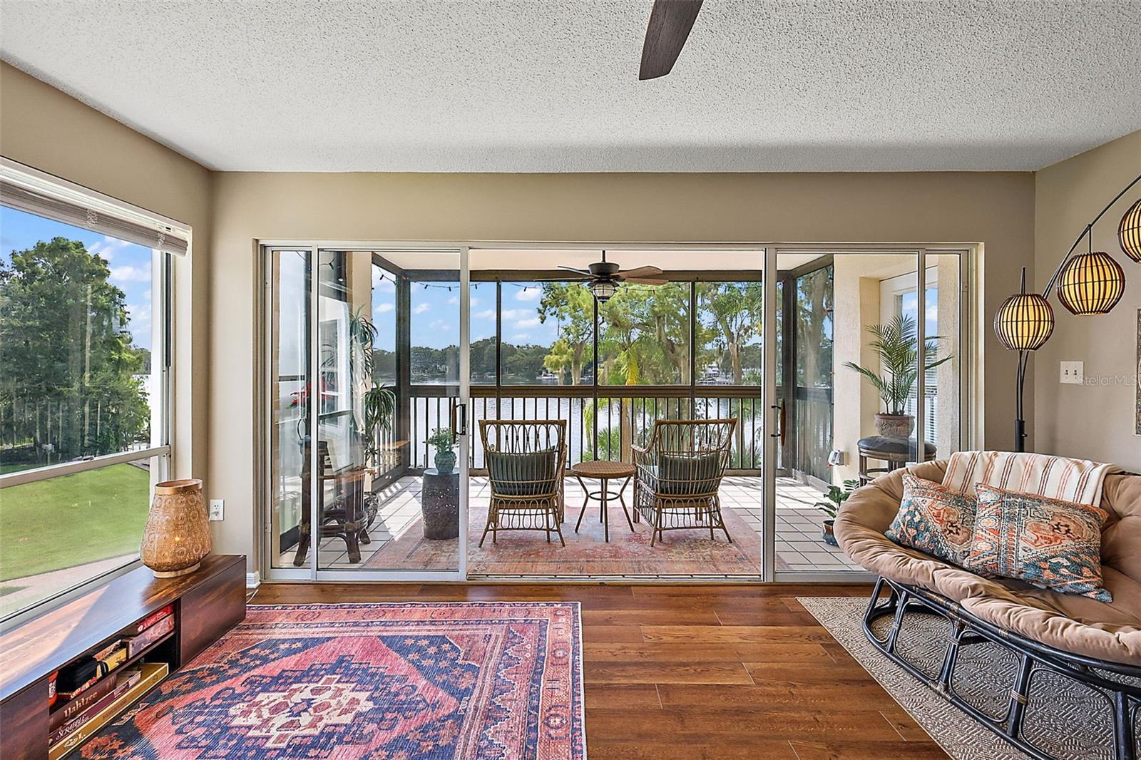 MOORINGS ON LAKE MAITLAND CONDO BLDG 03 - Residential