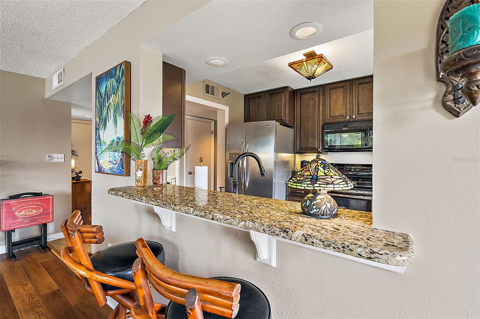 MOORINGS ON LAKE MAITLAND CONDO BLDG 03 - Residential