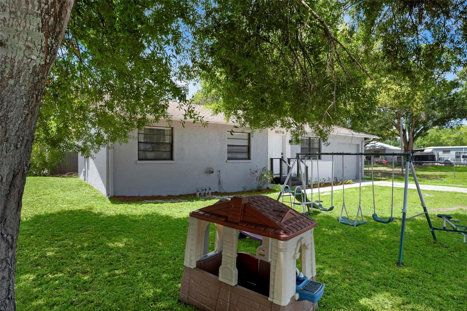 BRADEN MANOR BLK H RESUBDIVIDED - Residential