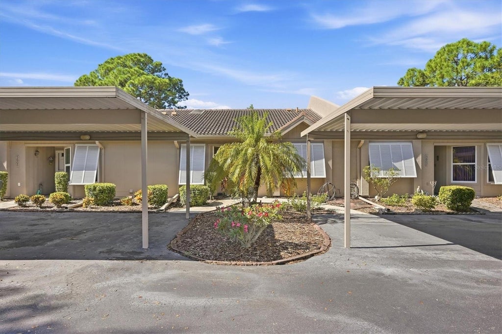 Photo of 5604 37th Street E, Bradenton, FL 34203 (MLS # A4706977)