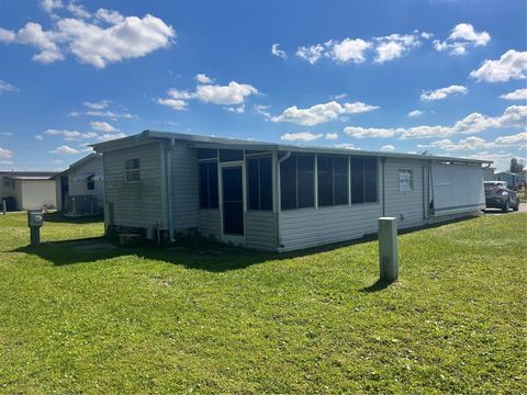 Photo of 5316 53rd Avenue E #Q11, Bradenton, FL 34203 (MLS # A4643168)