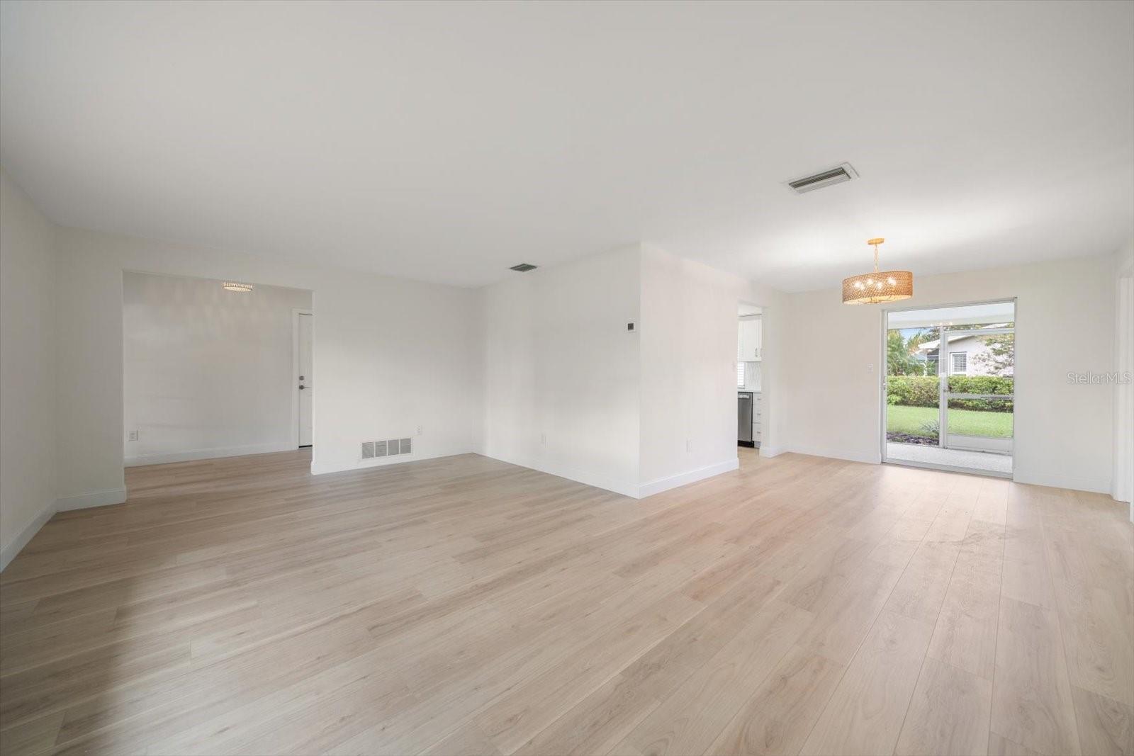 ELDE ORO WEST - Residential