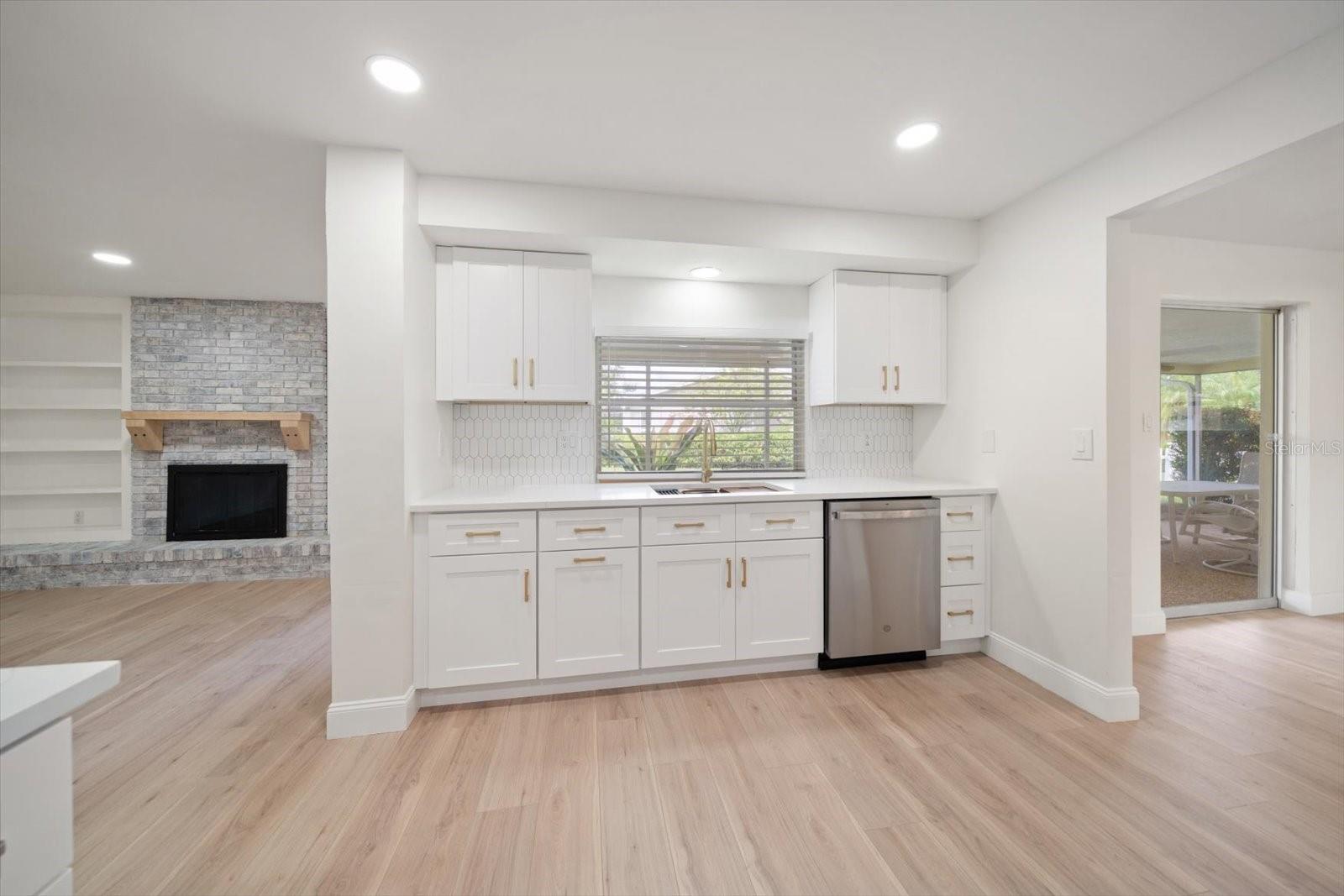 ELDE ORO WEST - Residential