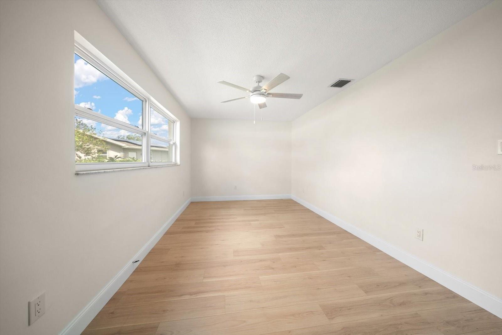ELDE ORO WEST - Residential