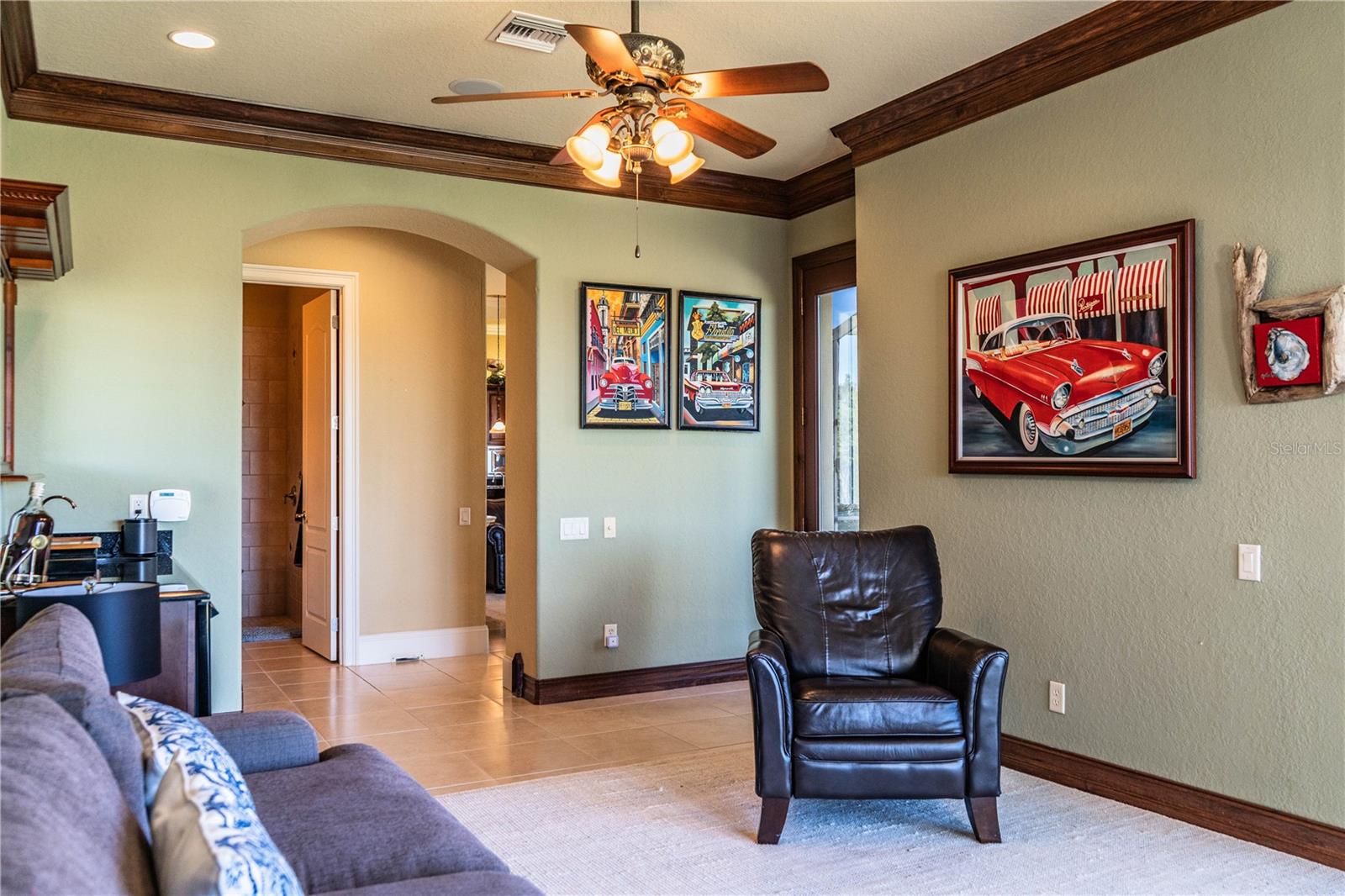 CLUBHOUSE RD - Residential